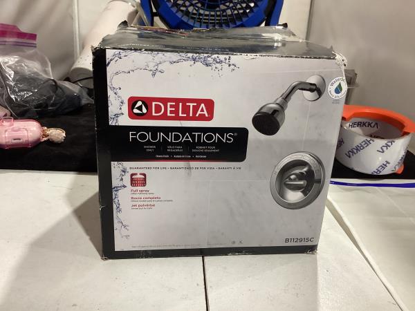 Lot # 598 DELTA Foundations Single Handle Shower Only, Chrome