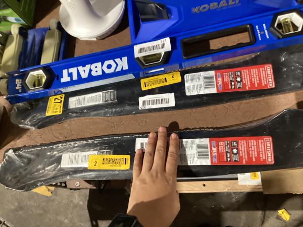 Lot # 325 Craftsman 46-Inch Discharging Lawn Mower Blade $70