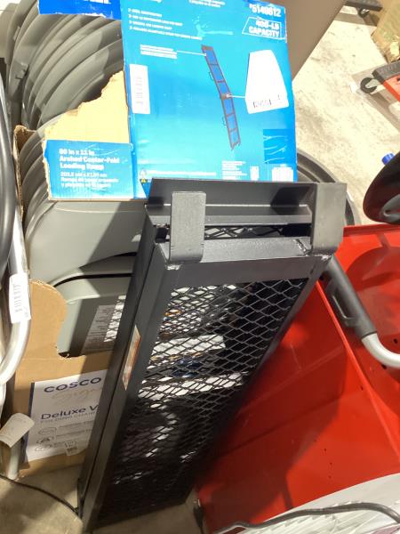 Lot # 2176 Kobalt Arched Folding Loading Ramp $106