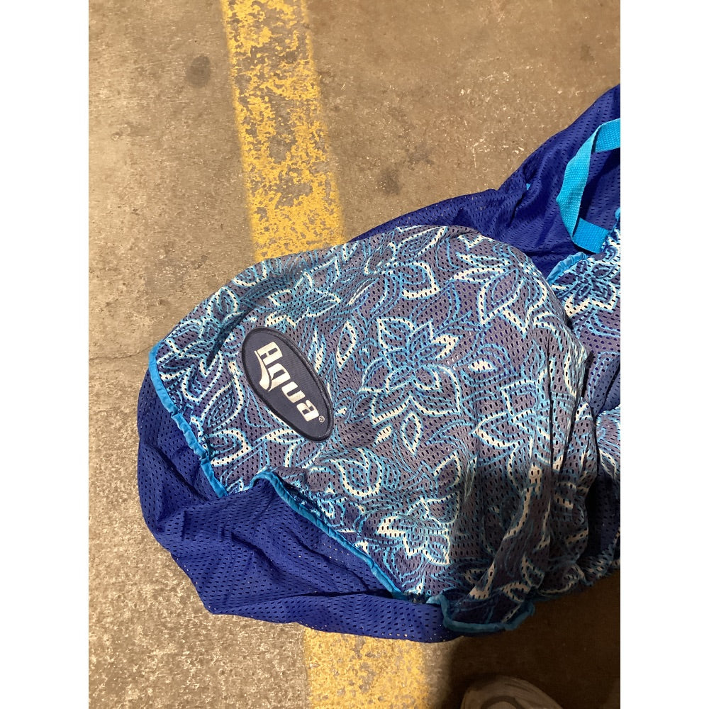 Lot # 878 Aqua Mesh Floral Pool Hammock Lounge Float - $20