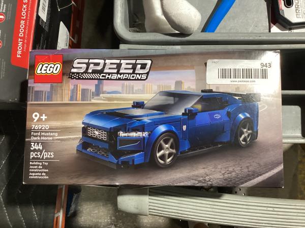 Lot # 943 LEGO Speed Champions Ford Mustang Dark Horse $27