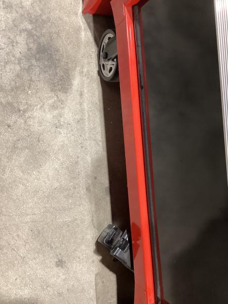 Lot # 2142 CRAFTSMAN 2000 Series 5-Drawer Steel Rolling Tool Cabinet $329