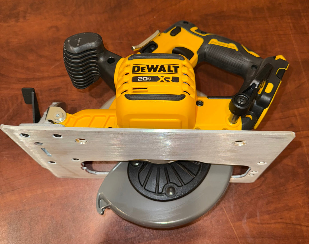DeWalt 20-Volt MAX 7-1/4 in. Cordless Circular Saw (Tool Only)