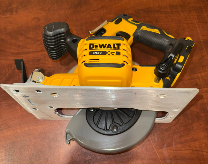 DeWalt 20-Volt MAX 7-1/4 in. Cordless Circular Saw (Tool Only)