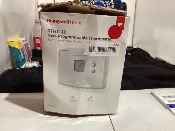 Lot # 774 Honeywell Home Non-Programmable Thermostat $31
