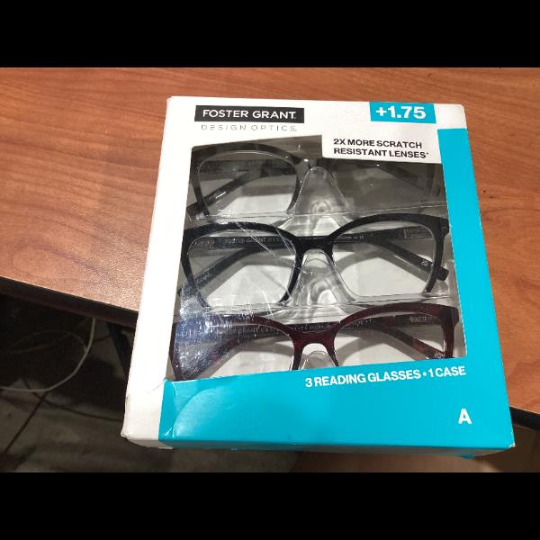 Lot # 913 Foster Grant Eyewear Design Optics $19.99