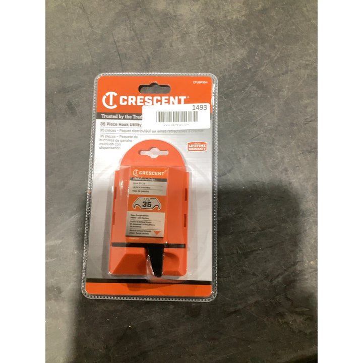 Lot # 1493 Crescent Blade Pack $7.00