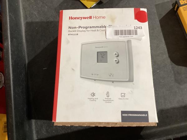 Lot # 1243 Honeywell Home Non-Programmable Thermostat $31