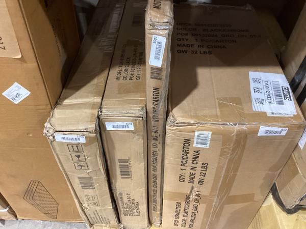 Lot # 1592 Flash Furniture Square Folding Multipurpose Table $57