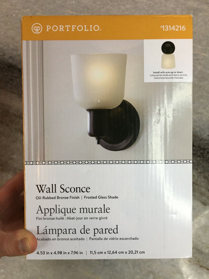 Lot # 1481 Portfolio 4.52-in W 1-Light Wall Sconce $39