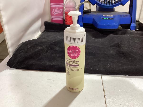 Lot # 77 eos Shea Better Shaving Cream- Vanilla Bliss, Women's Shave Cream, Skin Care, Doubles as an In-Shower Lotion, 24-Hour Hydration, 7 fl oz