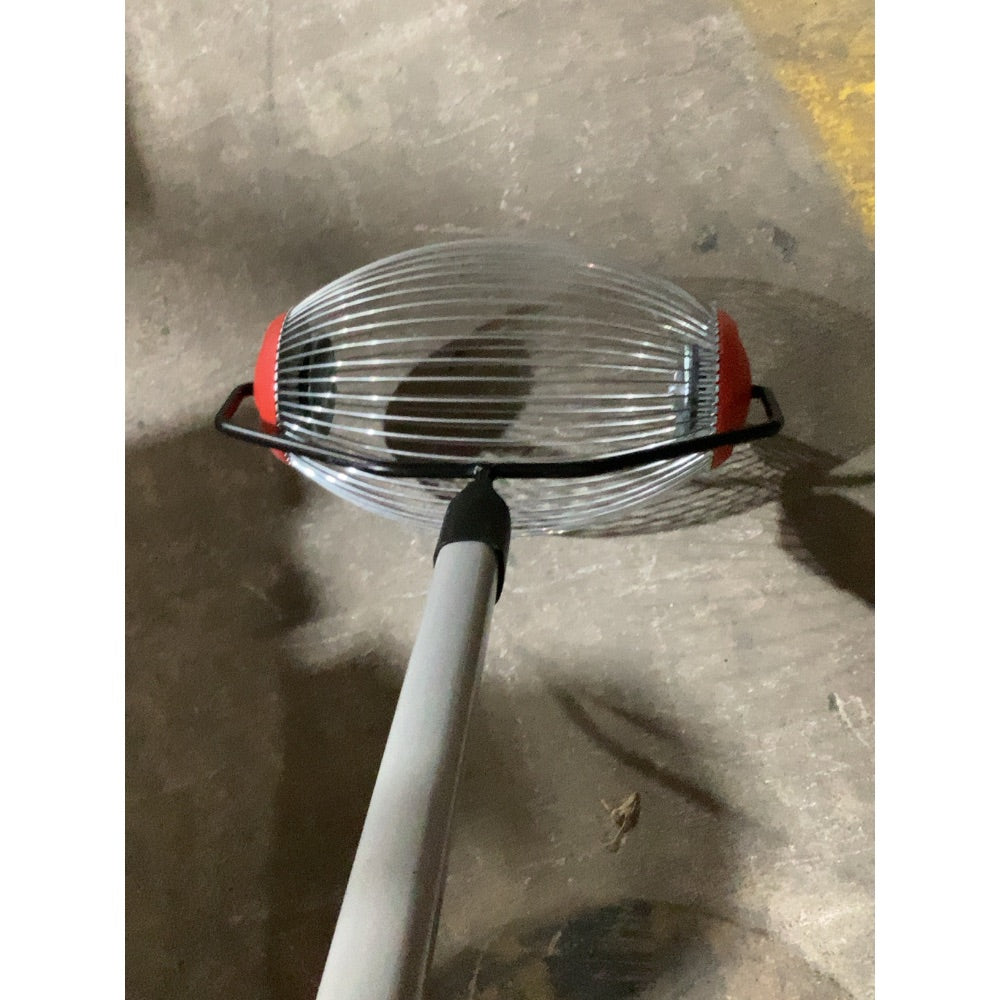 Lot # 806 Quickcollector comfort gel lawn  garden tools $90.99