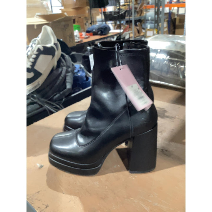 Lot # 432 Wild Fable Platform Boots $40.00