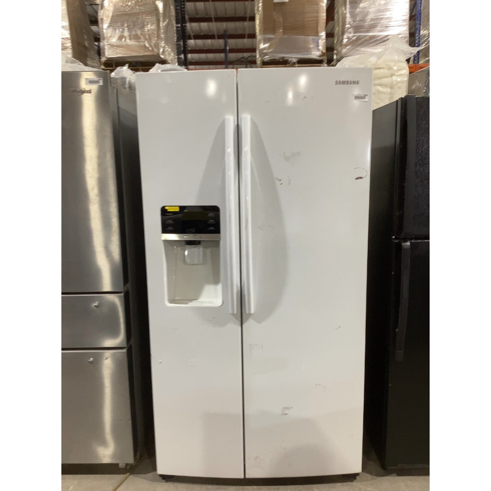 Lot # 2293 Samsung Refrigerator $1000