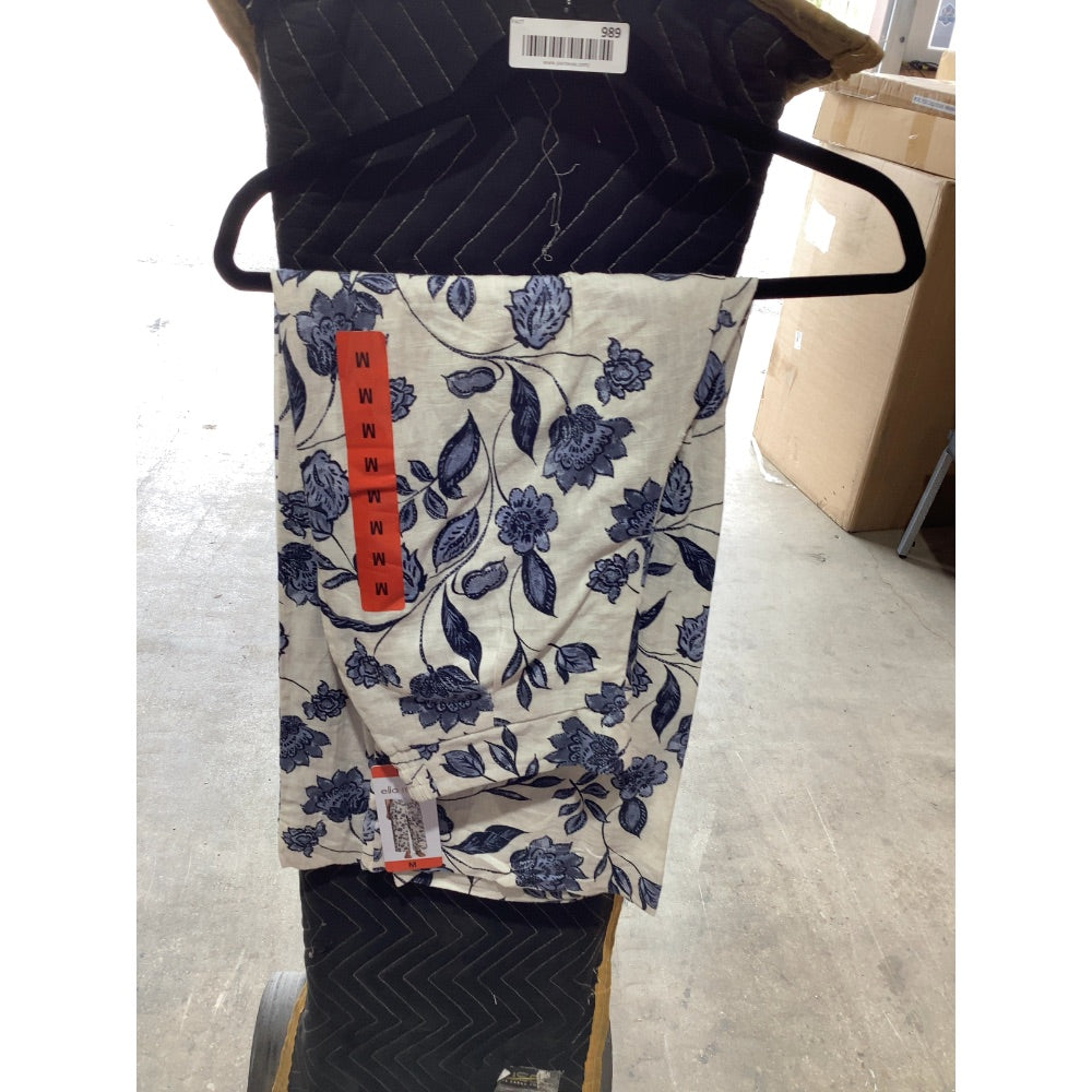 Lot # 989 Ella Moss Floral Print Pants $45.00