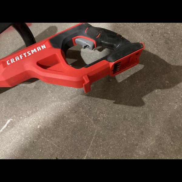 Lot # 1429 CRAFTSMAN Cordless String Trimmer $95