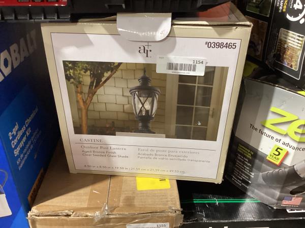 Lot # 1154 Allen+Roth 19.5''Bronze Traditional Post Light $89
