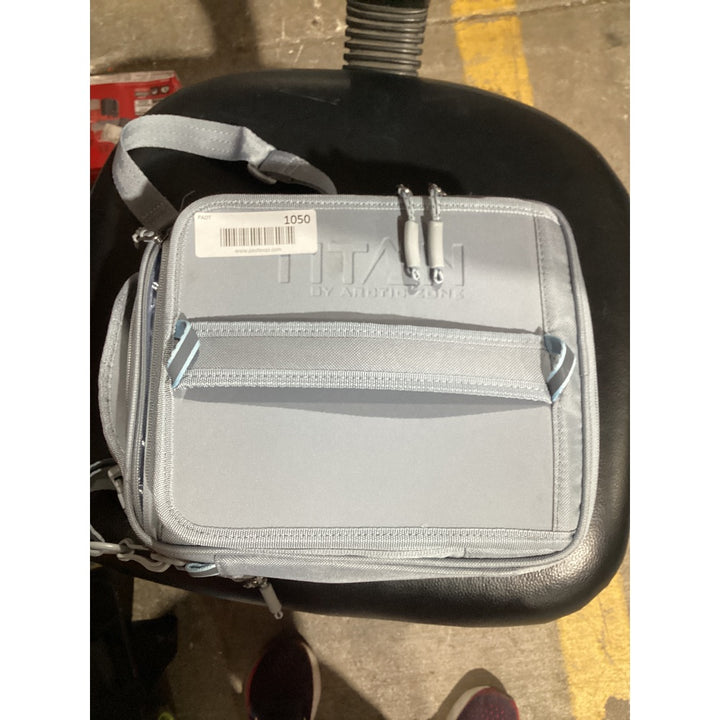 Lot # 1050 TITAN by Arctic Zone Insulated Lunch Bag $30