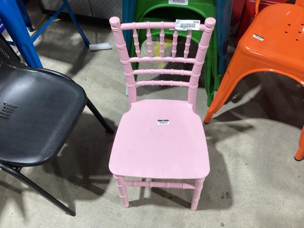 Lot # 2078 Kids Pink Resin Chiavari Chair