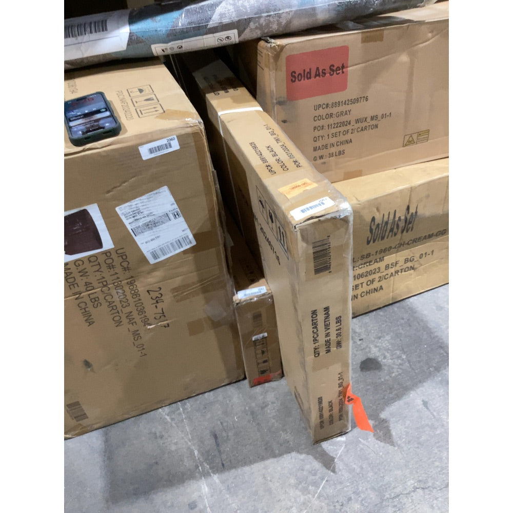 Lot # 2062 Flash Furniture 118.53 Headboard $118.53