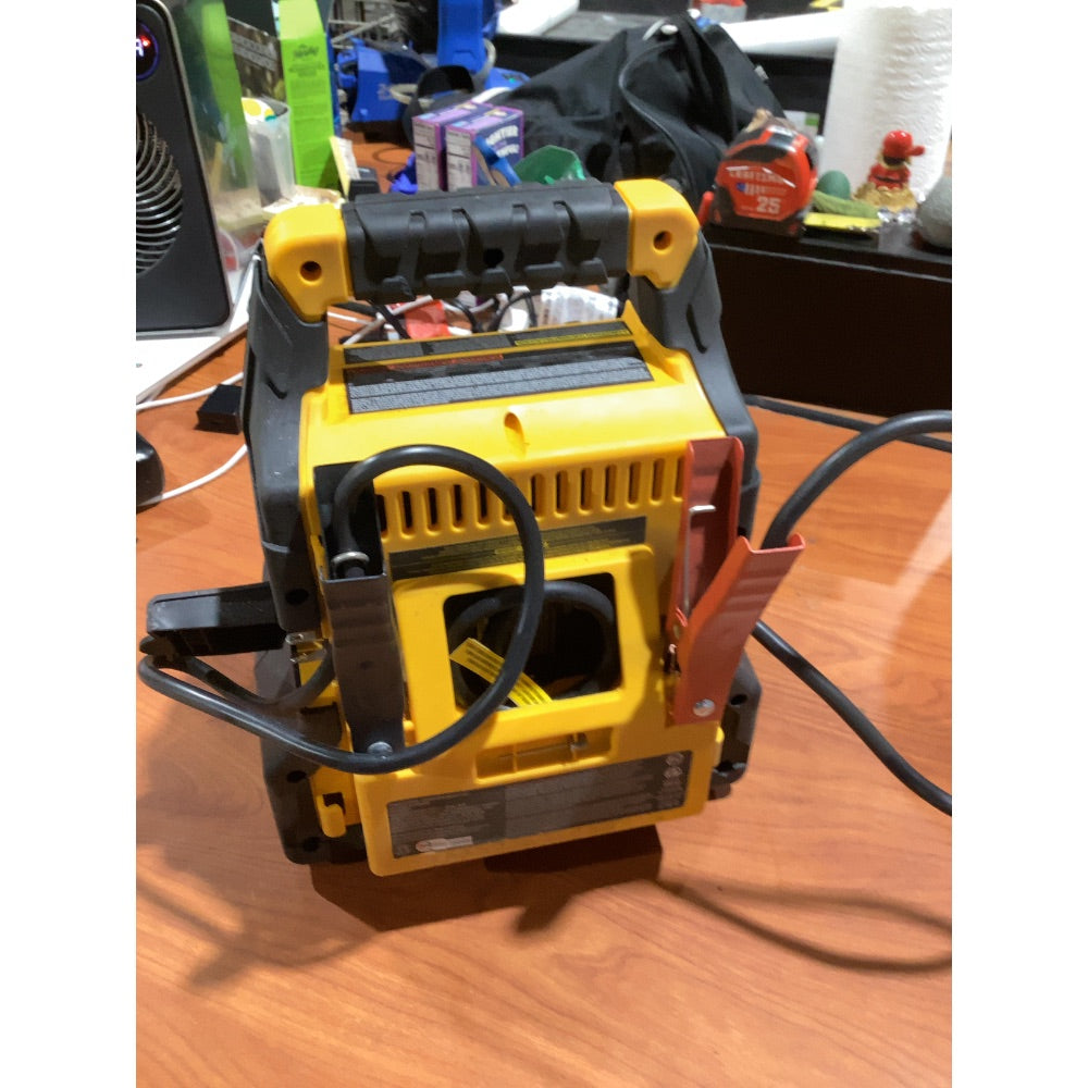 Lot # 136 CAT CJ1000DXT Jump Starter $200