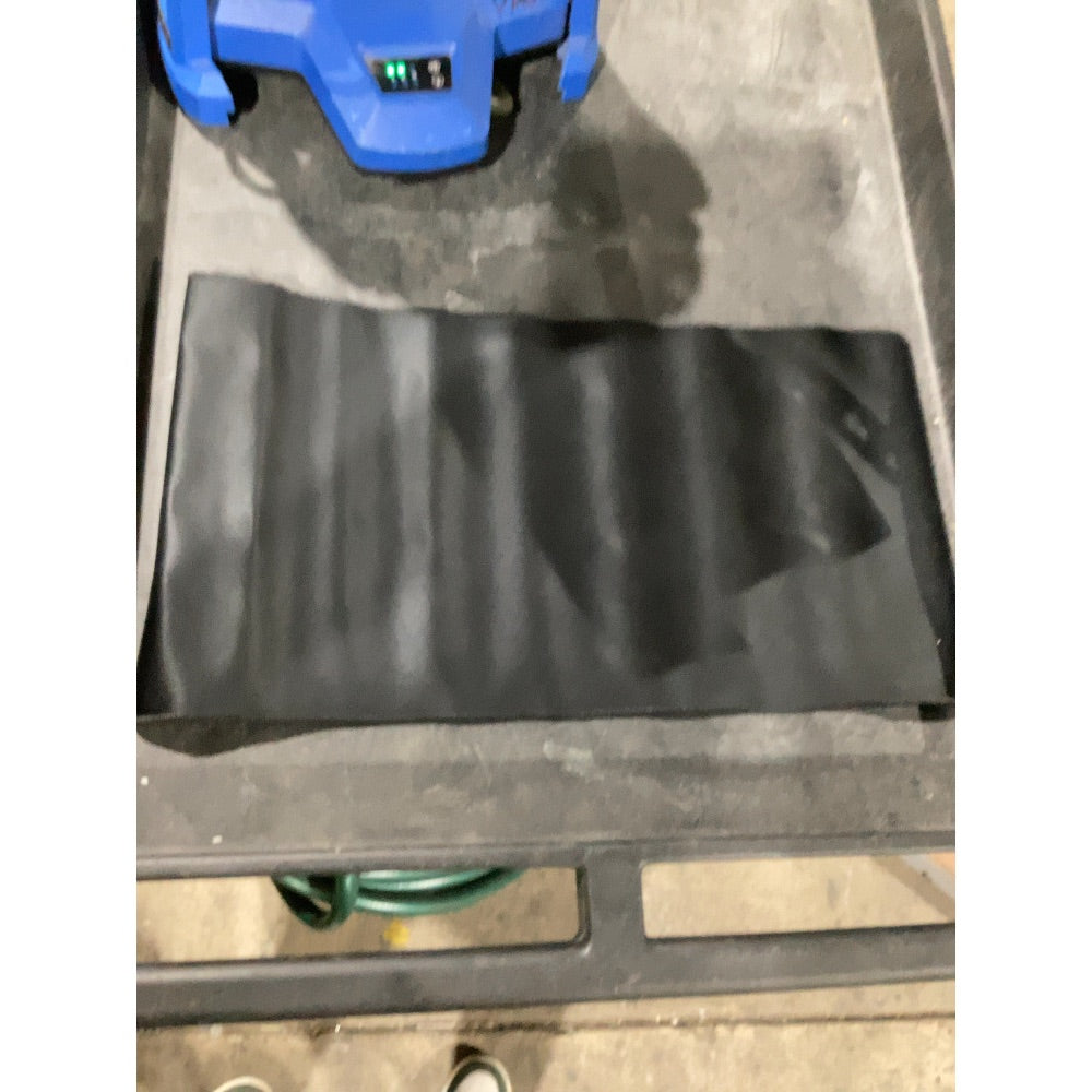 Lot # 572 Black gaming mouse pad