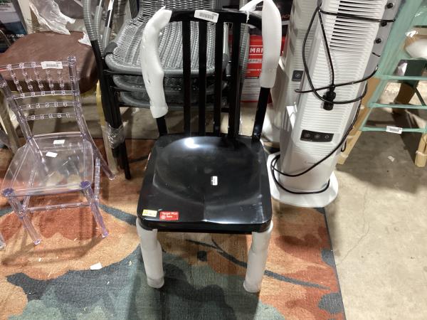 Lot # 2091 Flash Furniture Commercial Grade Black Metal Indoor-Outdoor Chair