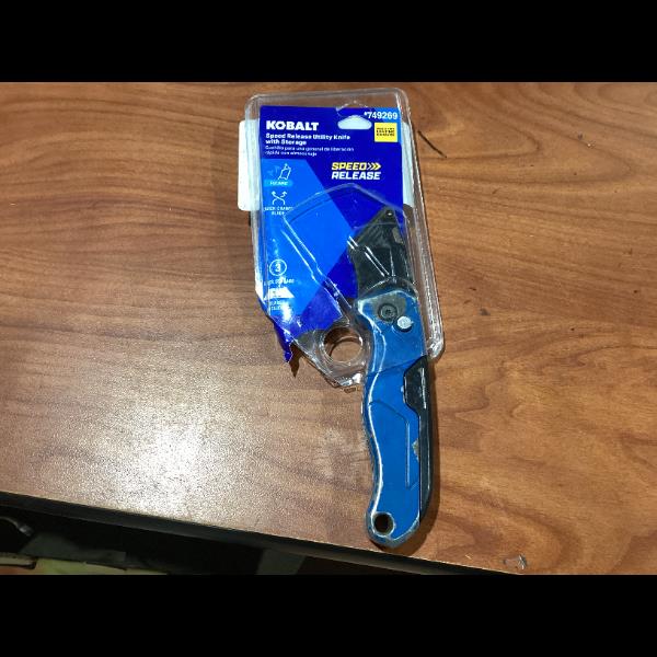 Lot # 358 Kobalt Tools Speed Release Utility Knife $14.98