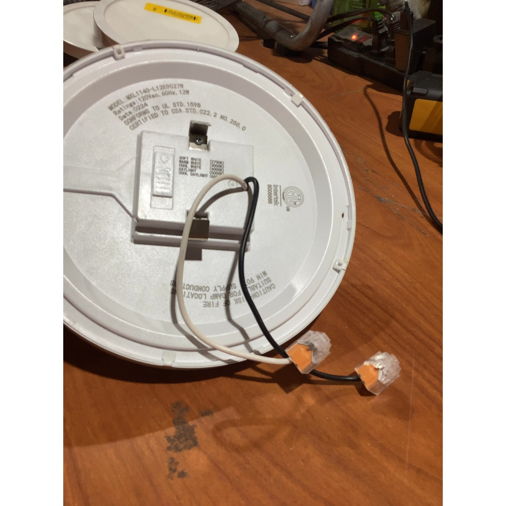 Lot # 1461 MXL LED Panel Light MXL1140-L12K9027W $18.00