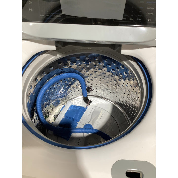 Lot # 2291 GE PTW700BSTWS Top Load Washer $899.00