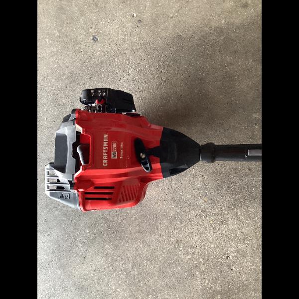 Lot # 1294 CRAFTSMAN WS2100 Gas Trimmer Lowes $179