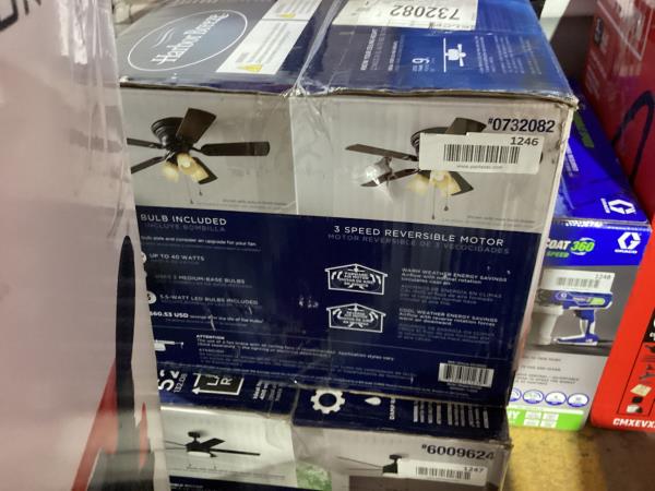 Lot # 1246 Harbor Breeze 42" CENTERVILLE ceiling fan $75