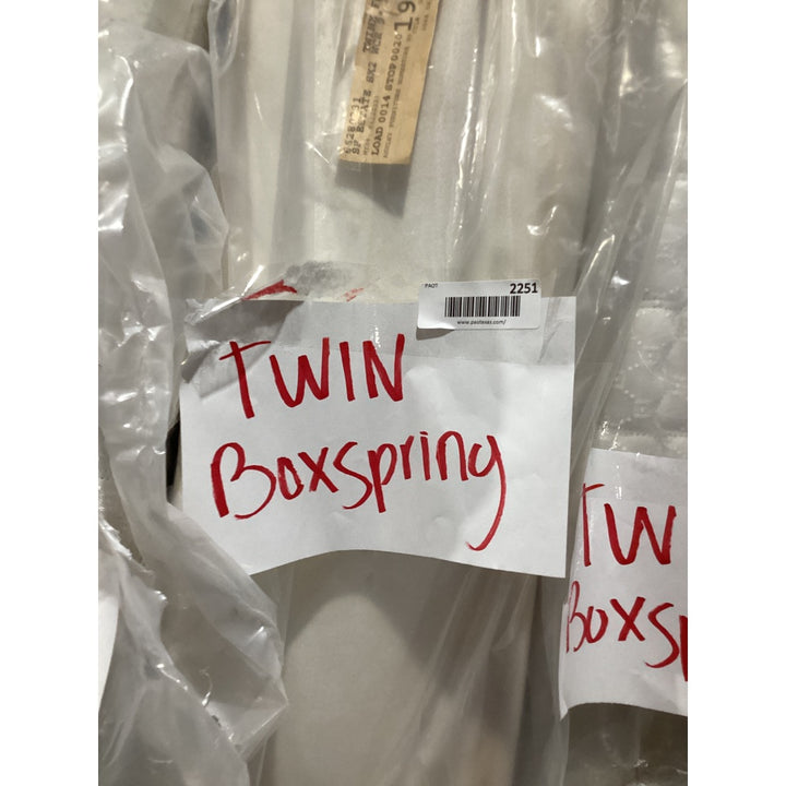 Lot # 2251 Amazon Boxspring $75.00