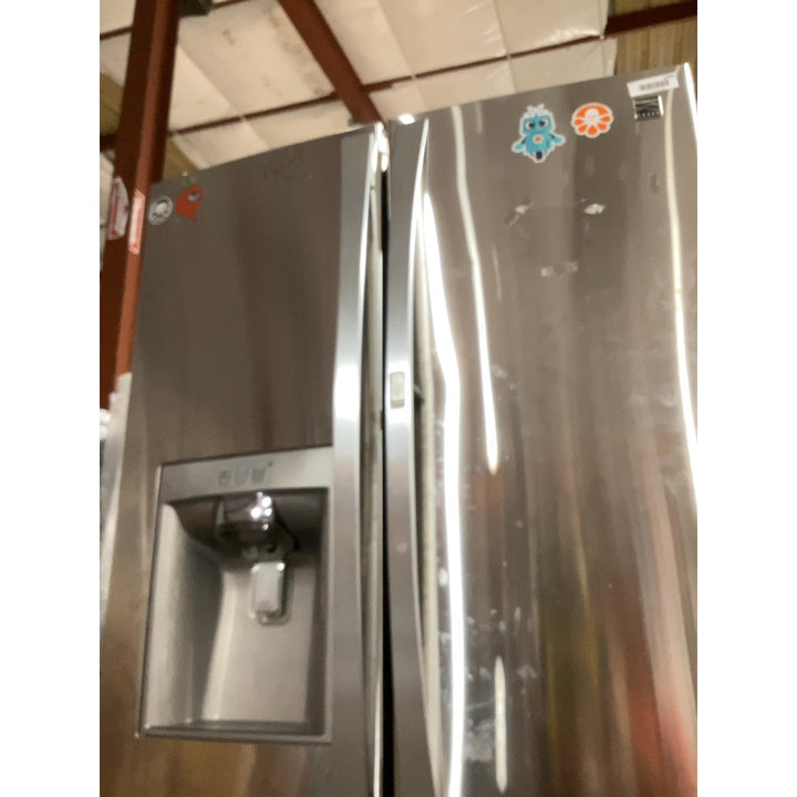Lot # 2300 Kenmore Elite Refrigerator $1200