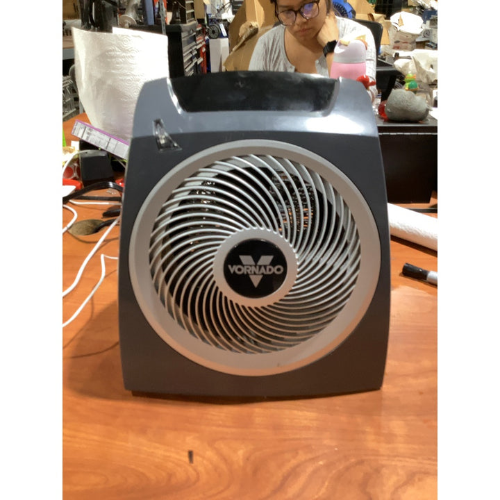 Lot # 401 Vornado AVHWH Vortex Heater $40.00 est.