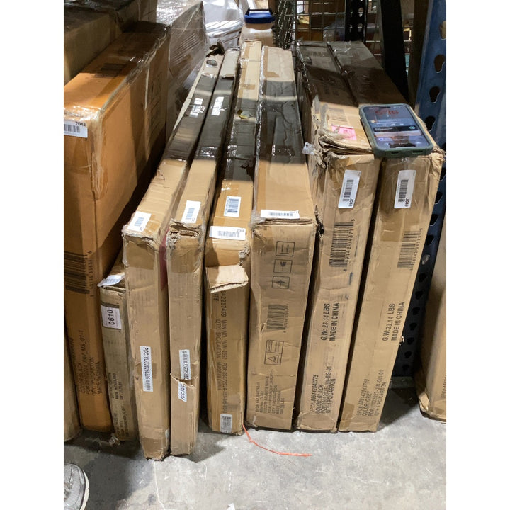 Lot # 2047 Flash Furniture DAD122RZ Folding Table $139.71