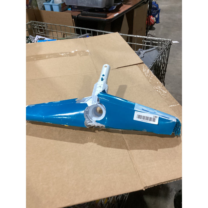 Lot # 140 HDX Scrub Brush Head BVH20-PS Blue $7