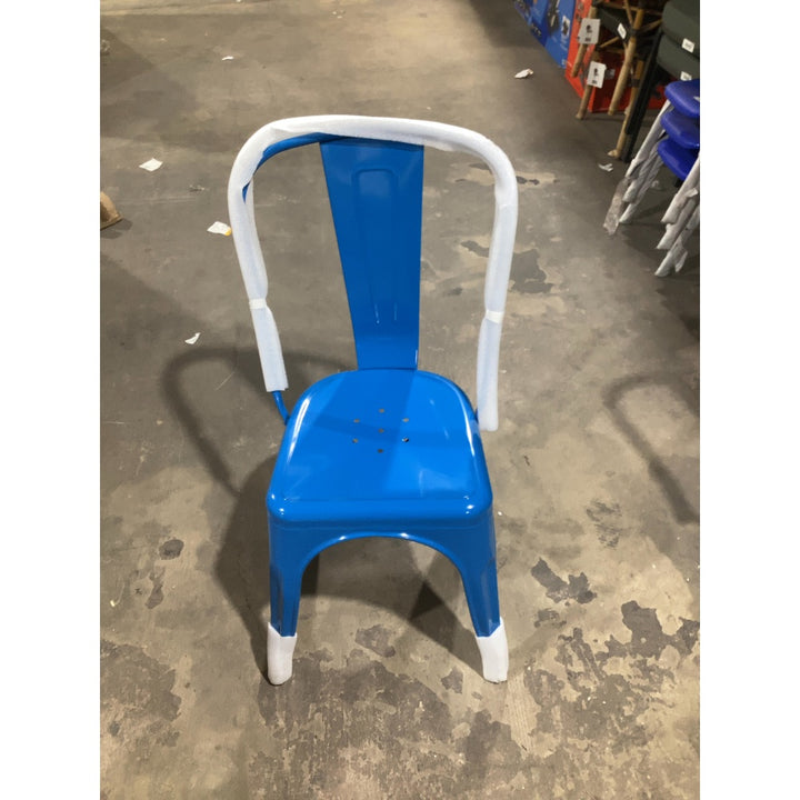 Lot # 1956 Flash Furniture Dining Chairs $104.94