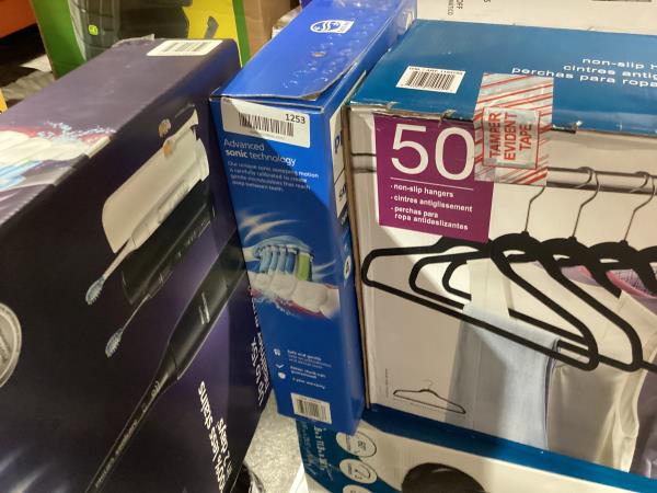 Lot # 1253 Philips Sonicare Optimal Clean Electric Toothbrush 2PK $100