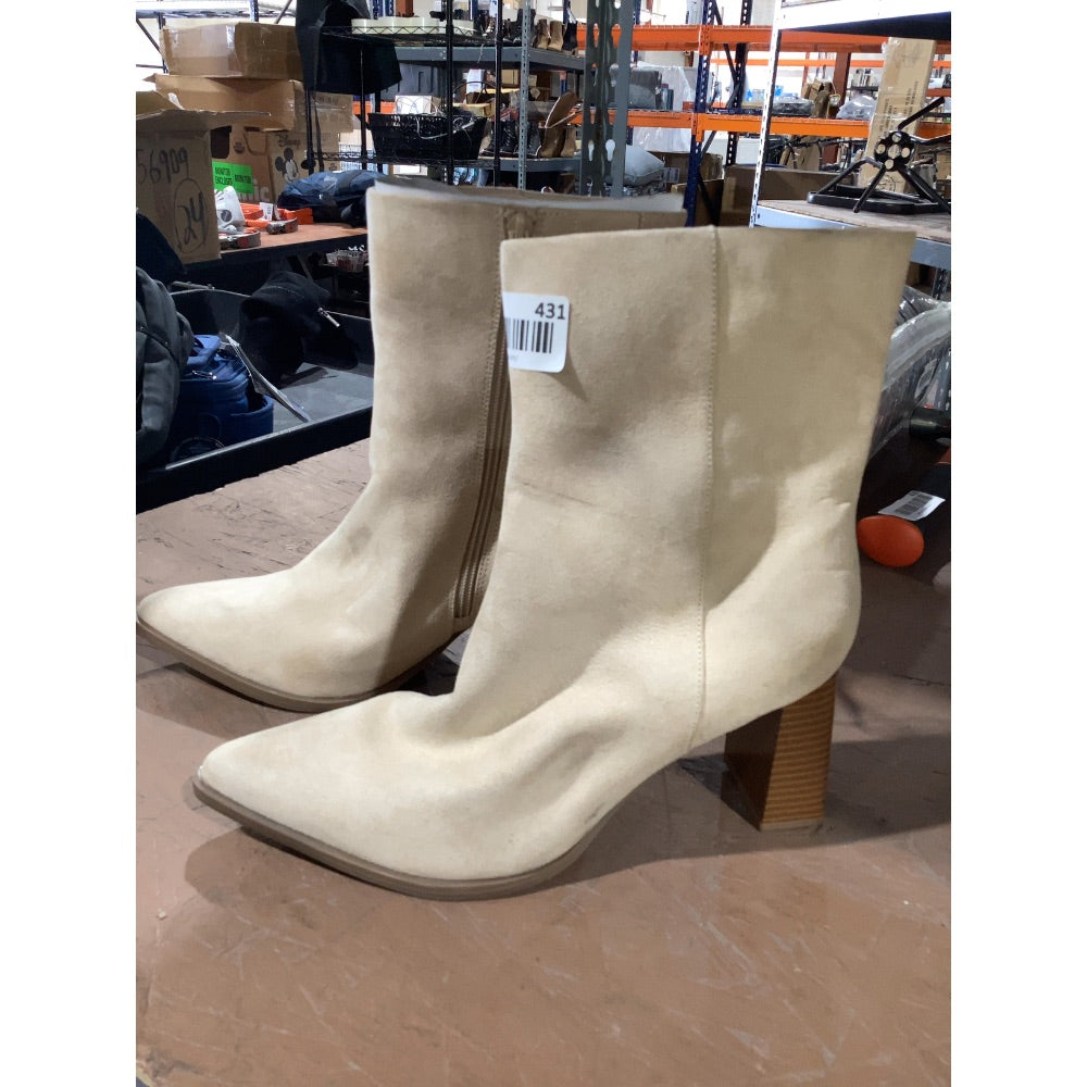 Lot # 431 A New Day Heeled Boots $39.00