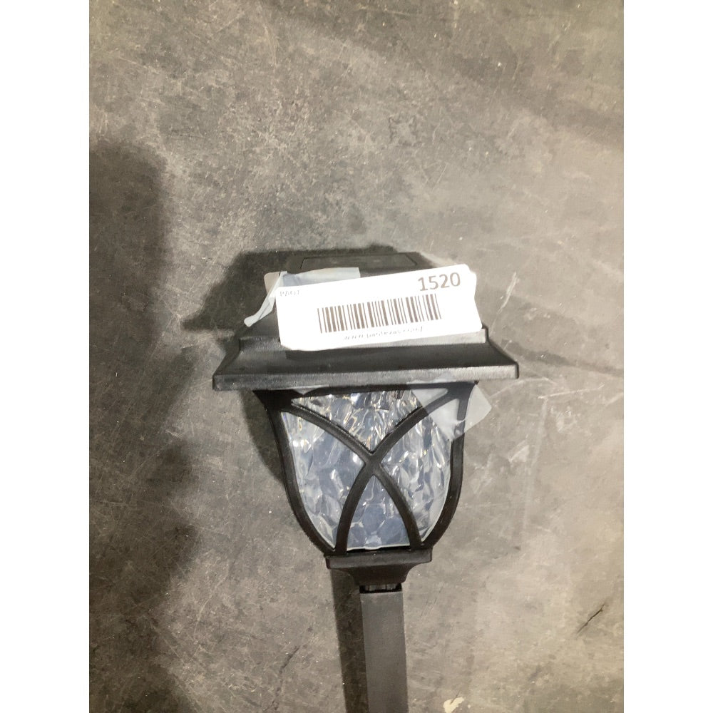 Lot # 1520 Solar powered lamp post