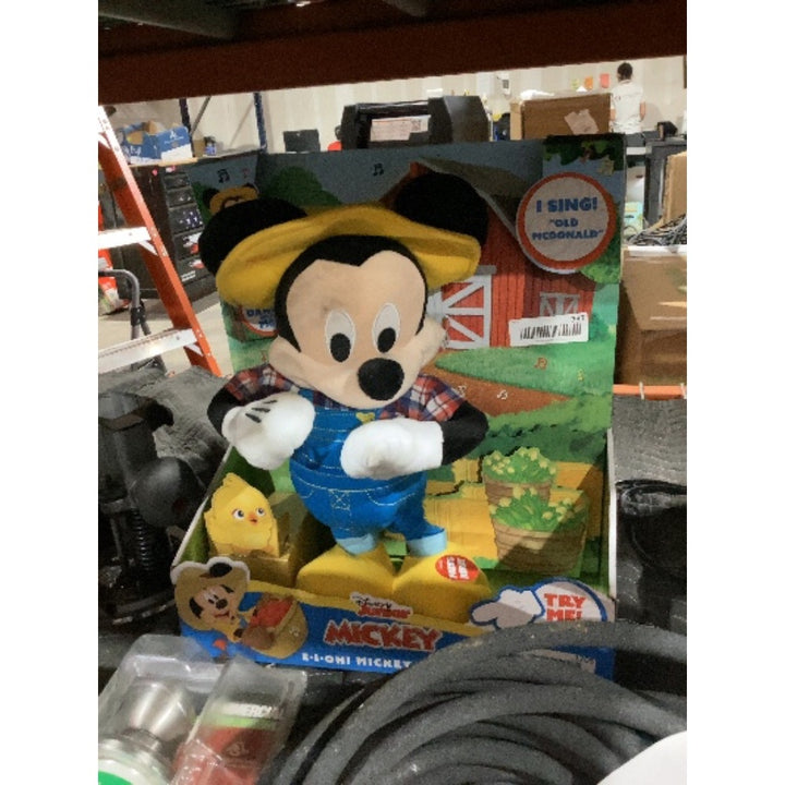 Lot # 737 Disney Junior E-I-OH Mickey Mouse Toy $25.00