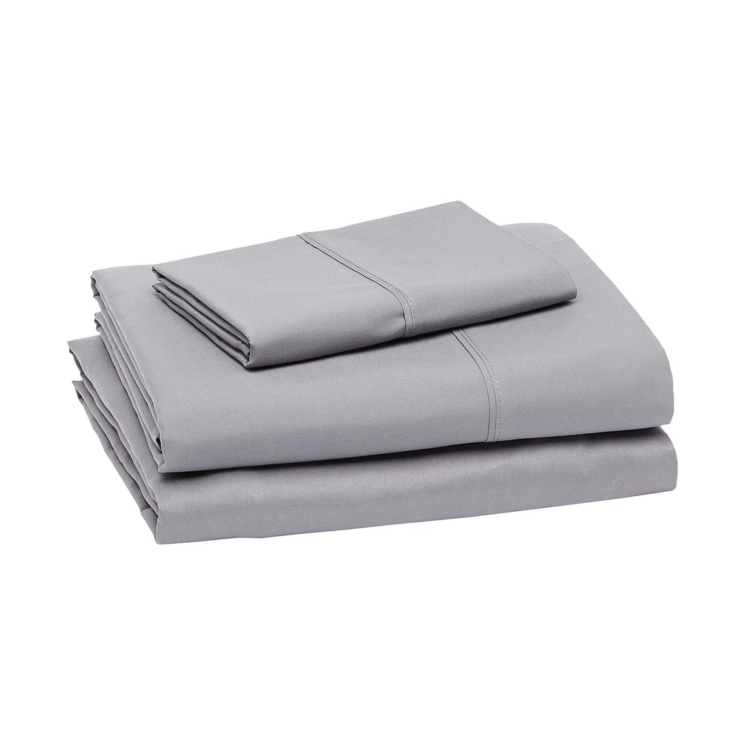 Lot # 1365 Amazon Basics Twin Sheet Set $11.00