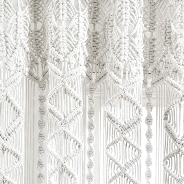 Lot # 1359 Lush Decor Boho Macrame Curtain 40x84 White $27.00