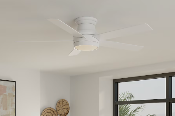 Lot # 630 Harbor Breeze 52 Inch White Ceiling Fan $150