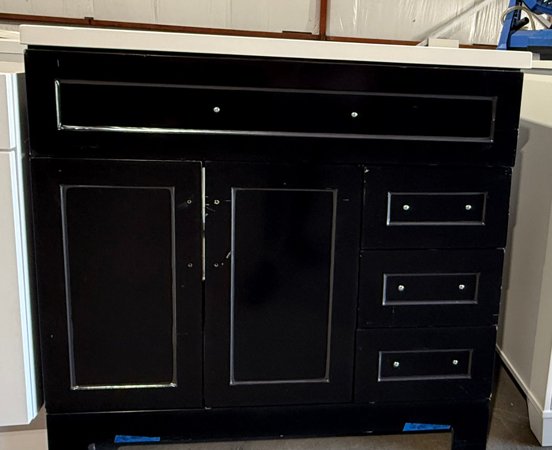 Style Selections Cauley 30-in Black Single Sink Bathroom Vanity with White Cultured Marble Top (damaged)