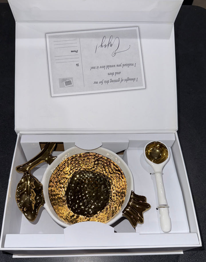 Pampa Bay Get Gifty Bowl and Spoon Set, Gold Pomegranate NEW