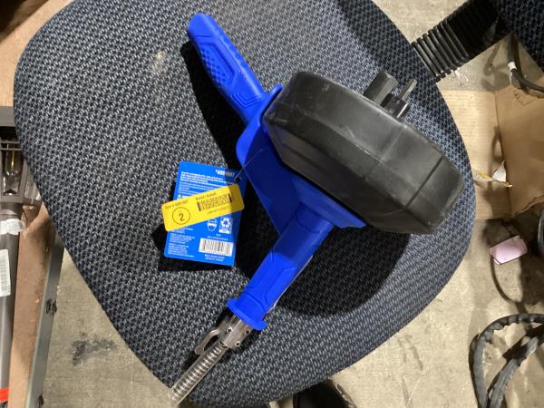 Lot # 643 Kobalt 1/4-inx25ftCarbon Wire Hand Auger $38