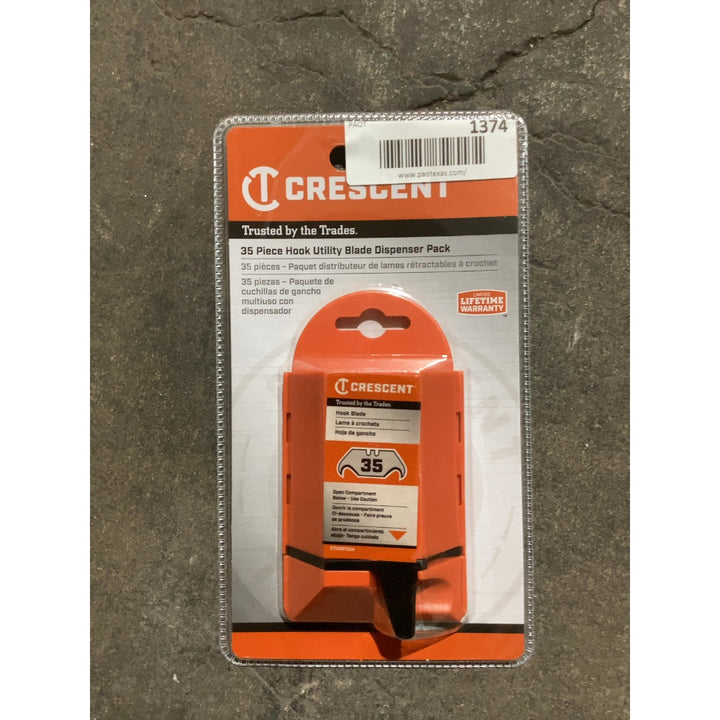 Lot # 1374 Crescent 35 Piece Hook Blade Pack $7.00