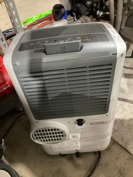 Lot # 2146 De'Longhi Artic Whisper Air Conditioner $630
